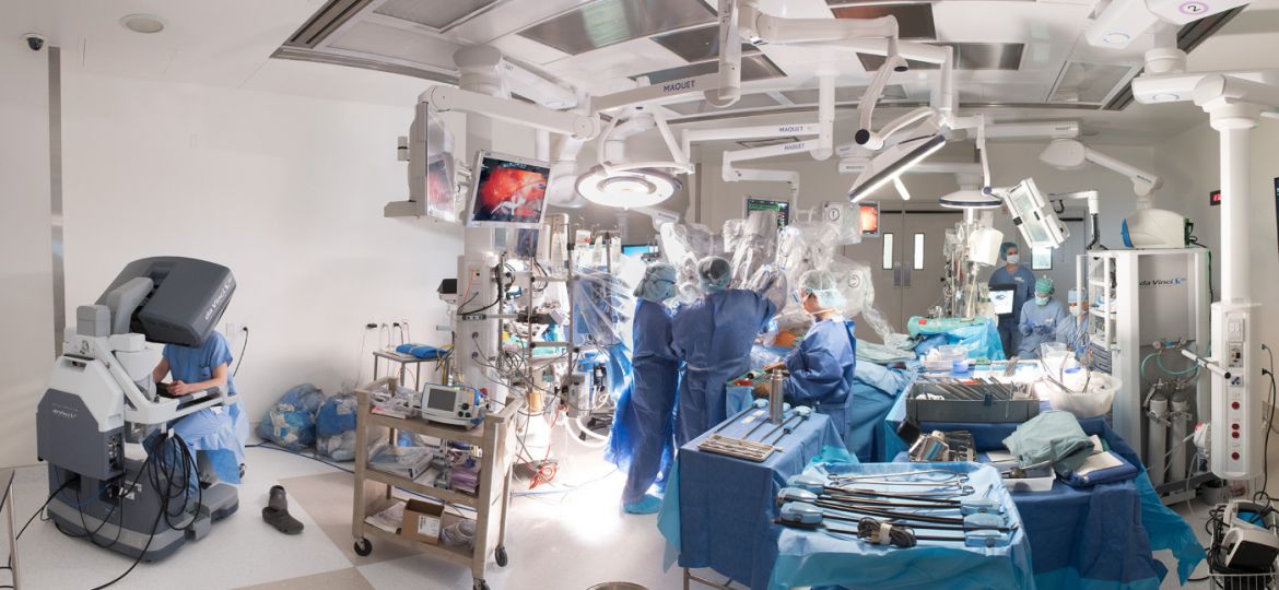 15-1831-dr-moss-chirurgie-cardiaque-robotique-24fev2016